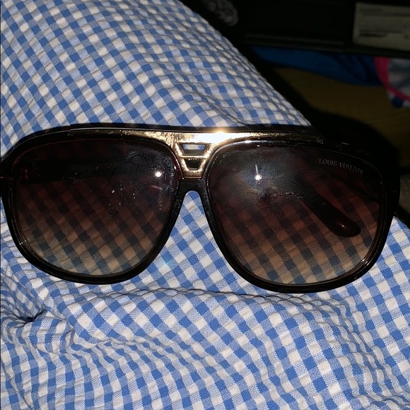 Louis Vuitton Sunglasses! - Picture 1 of 3